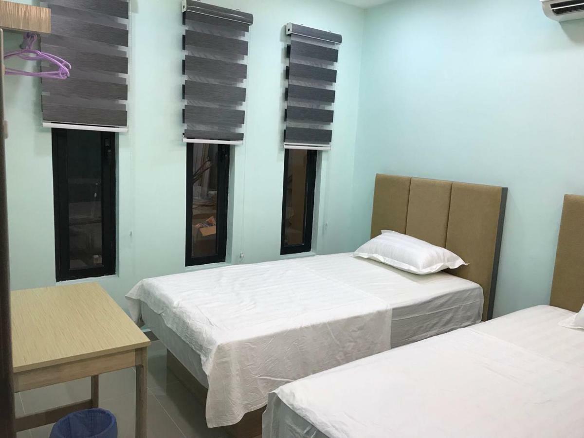 Homestay Stardow~星窗名宿~ Johor Bahru Kültér fotó