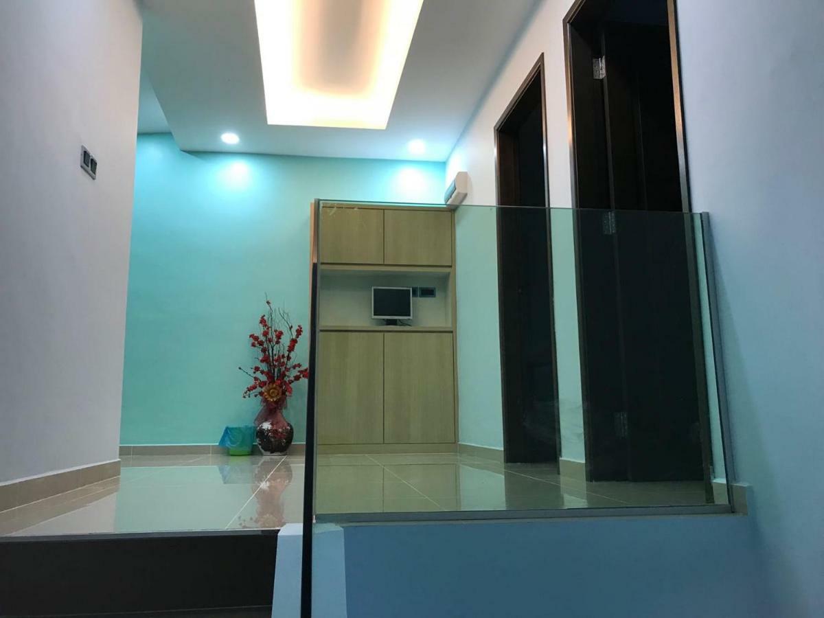 Homestay Stardow~星窗名宿~ Johor Bahru Kültér fotó